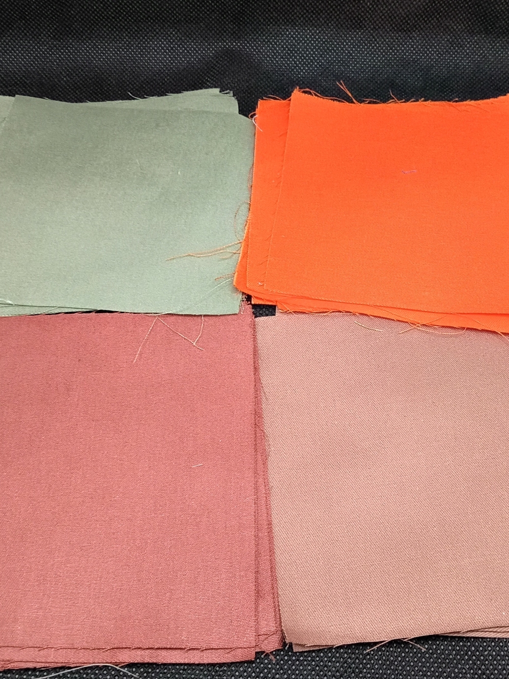22 Pcs 4 Inch Precut Fabric Squares Autumn 🍁